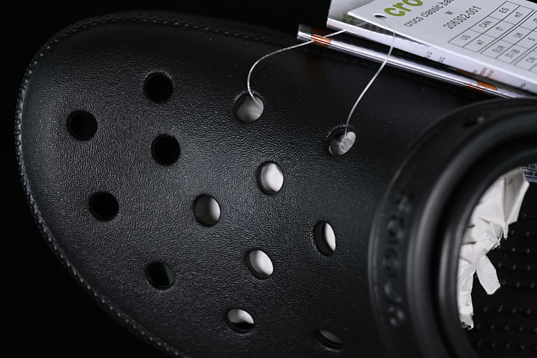 Crocs [CROCS BEACH SANDALS CLOGS BLACK]-[WOMAN:34-40] - Image 5