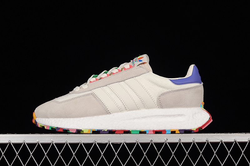 RETROPY E5 PRIDE SHOES WHITE/MULTI-COLOR · GV9116, photo 1
