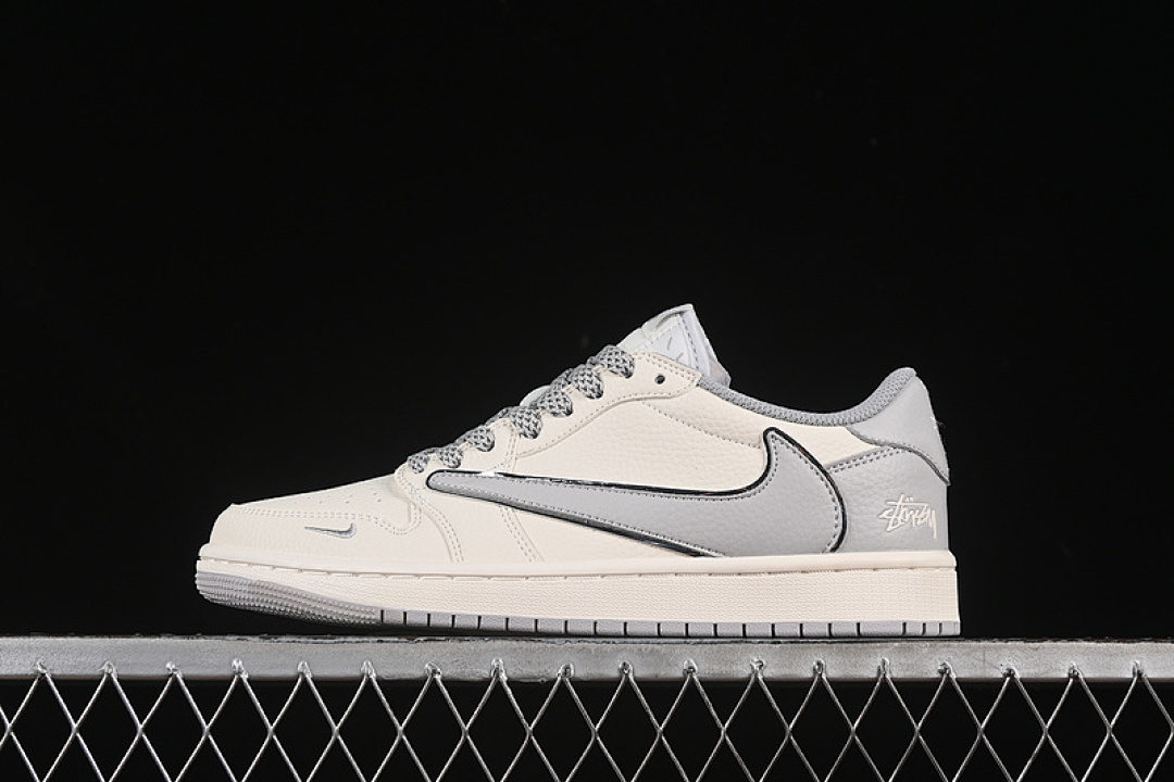 Jordan [ST5696-262]-[TRAVIS SCOTT X FRAGMENT DESIGN AIR JORDAN 1 LOW OG SP WHITE/GREY]-[36-45], photo 1
