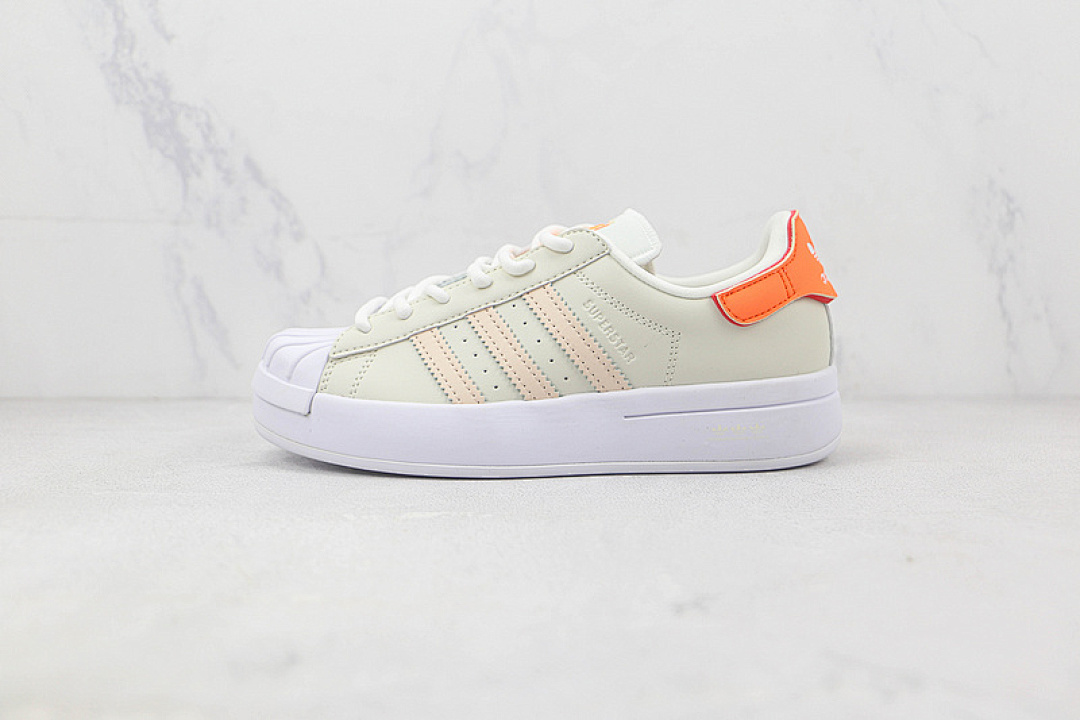Off-White [GW9588]-[SUPERSTAR AYOON SHOES OFF WHITE/FOOTWEAR WHITE/BLISS ORANGE]-[WOMAN:35.5-40], photo 1