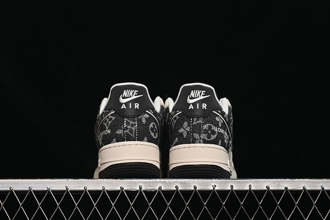 Nike [MZ9588-803]-[AIR FORCE 1 07 LOW LV WHITE/GREY/BLACK]-[WOMAN:36-39]-[MAN:40-45] - Image 13