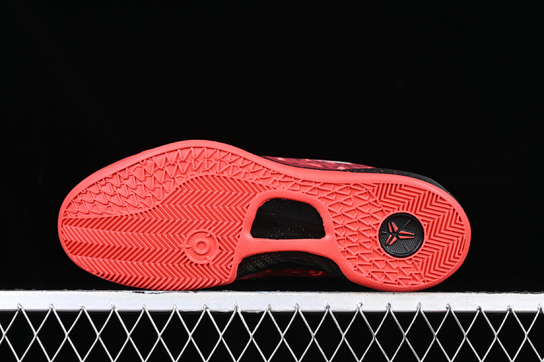 Nike [555035-661]-[KOBE 8 SYSTEM RED/GREY/BLACK]-[MAN:40-46] - Image 15