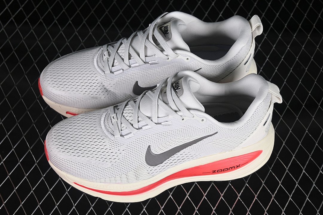 Nike [HM6803-001]-[AIR ZOOM VOMERO 18 PLATINUM TINT/SIREN RED/LIGHT SMOKE GREY/METALLIC PEWTER] - Image 10