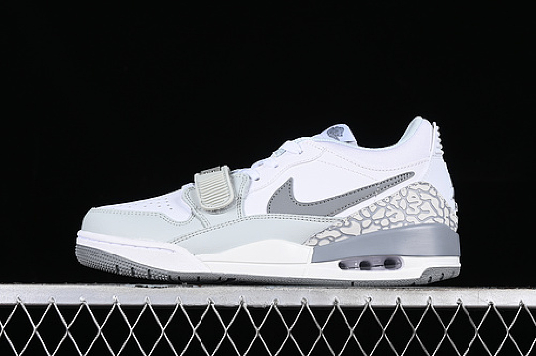 Jordan [FV8115-101]-[AIR JORDAN LEGACY AJ312 WHITE/GREY]-[WOMAN:36-39]-[MAN:40-46], photo 1