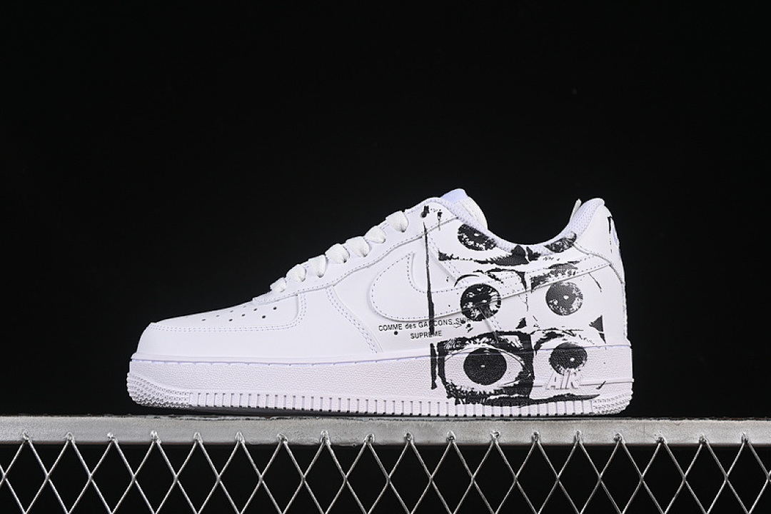 Nike [923044-100]-[CDG SUPREME AIR FORCE 1 07 LOW COMME DES GARCONS SHIRT WHITE/WHITE/WHITE]-[36-45] - Image 2
