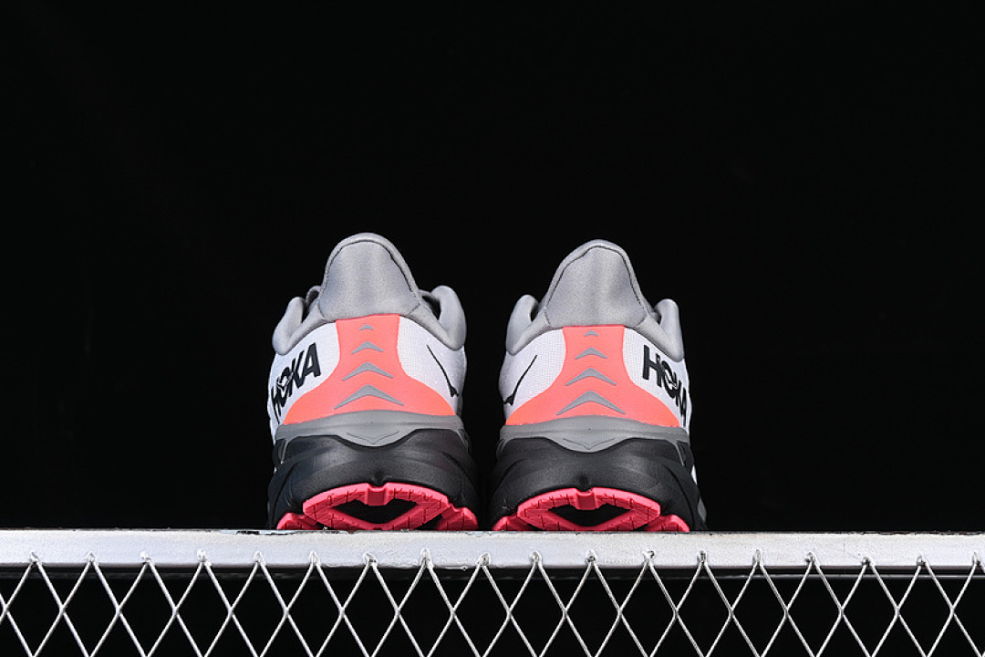 On Running [1119394 SDPK]-[HOKA ONE CLIFTON 8 WHITE/BLACK/RED]-[WOMAN:36-39]-[MAN:40-45] - Image 14