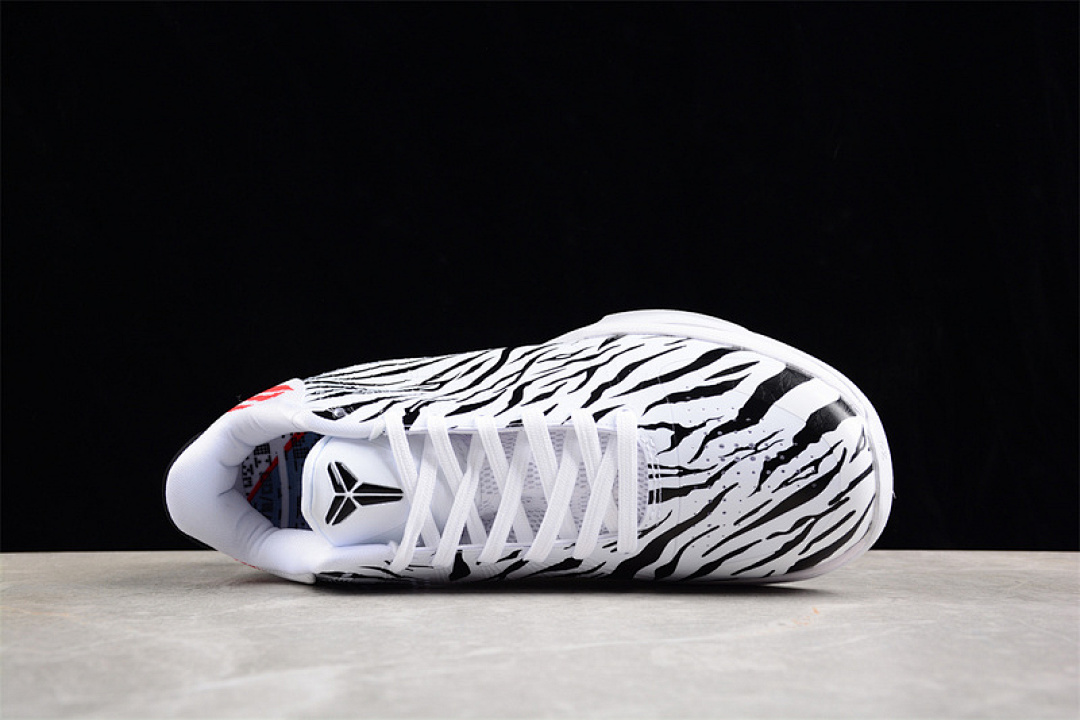 Nike [DB4796-556]-[ZOOM KOBE 5 PROTRO WHITE/BLACK/RED]-[MAN:40-46] - Image 13