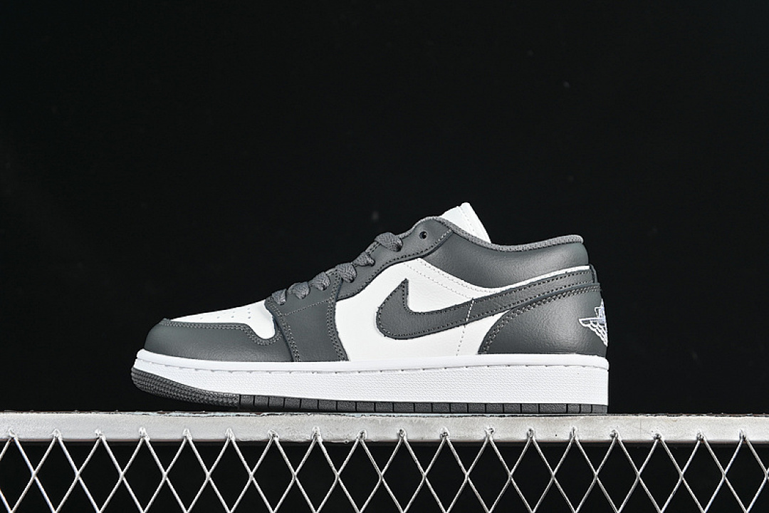 Jordan [553558-044]-[AIR JORDAN 1 LOW WHITE/GREY]-[WOMAN:36-39]-[MAN:40-46], photo 1