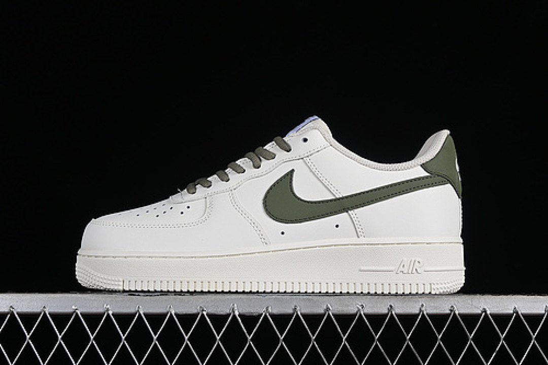 Nike [CQ5059-110]-[AIR FORCE 1 07 LOW OOF WHITE/GREEN]-[WOMAN:36-39]-[MAN:40-45], photo 1