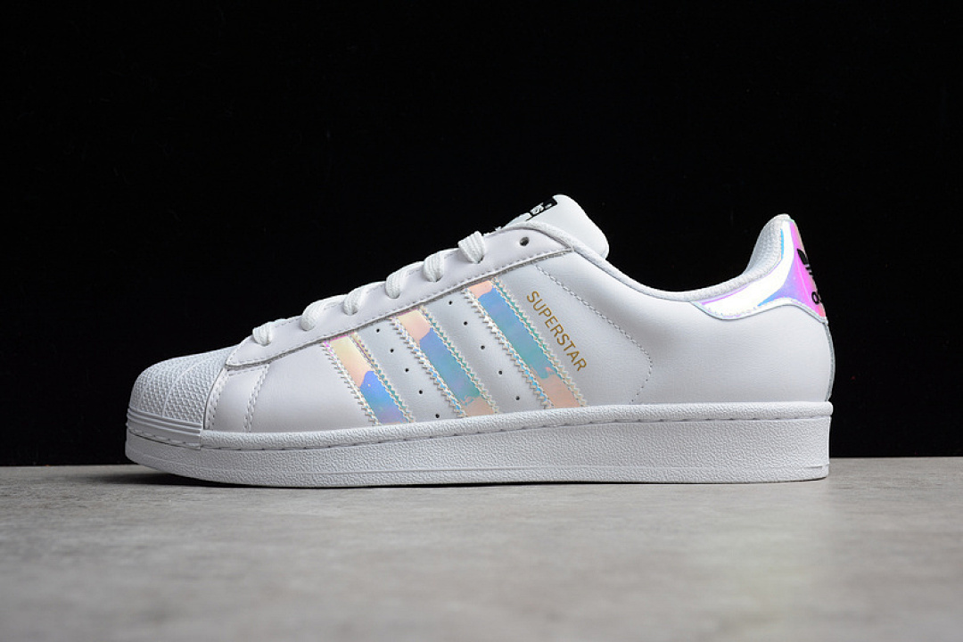 Unbranded [AQ6278]-[SUPERSTAR J LASER METALLIC FTWWHT/FTWWHT/METSIL]-[WOMAN:36-39 1/3]-[MAN:40-44]-[OG00124], photo 1