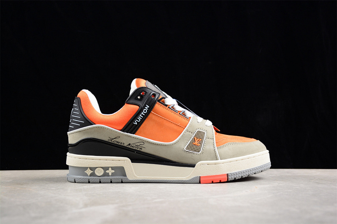 Louis Vuitton [LOUIS VUITTON TRAINER SNEAKER LOW L*V GREY/BLACK/ORANGE]-[WOMAN:35-39]-[MAN:40-45] - Image 16