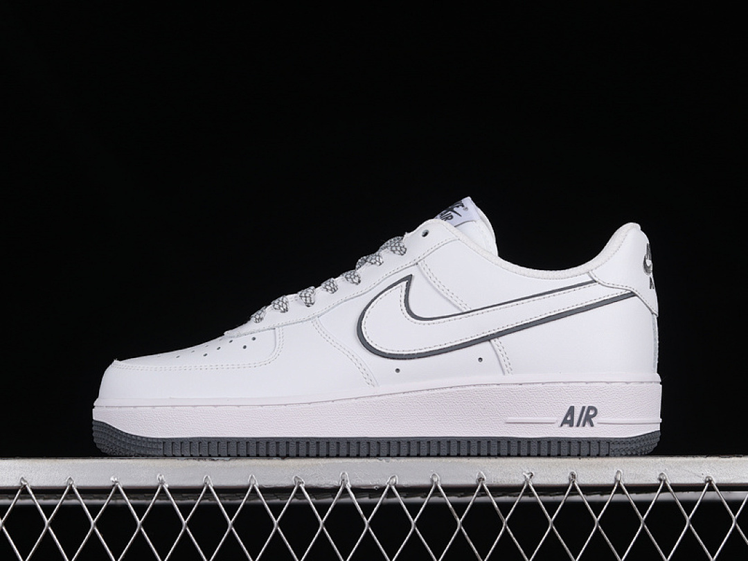 Nike [DV0788-100]-[AIR FORCE 1 LOW 07 WHITE/WHITE/BLACK]-[WOMAN:36-39]-[MAN:40-45], photo 1