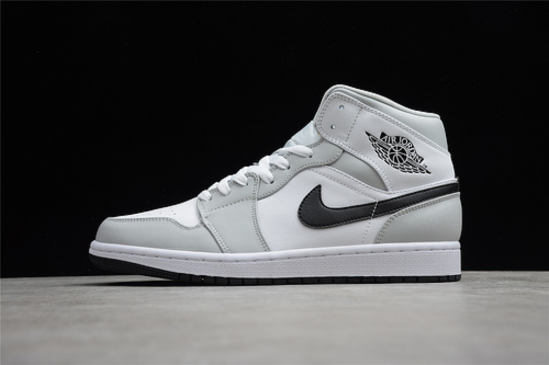 Jordan [BQ6472-015]-[GZ AIR JORDAN 1 MID WHITE/LIGHT SMOKE GREY-BLACK]-[WOMAN:36-39]-[MAN:40-45], photo 1
