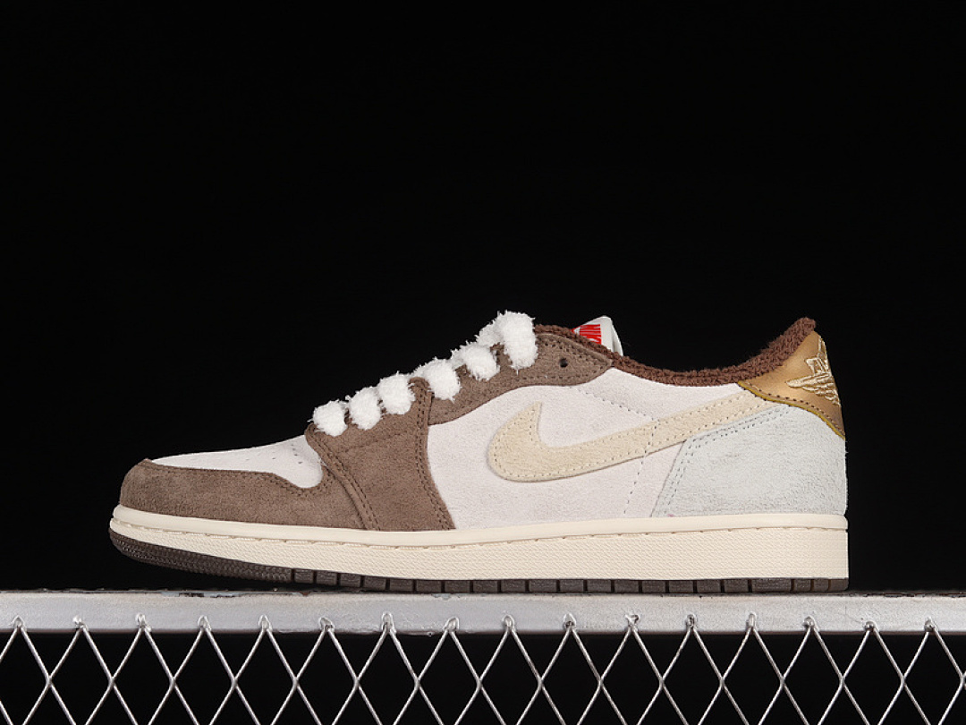 Jordan [DV1312-200]-[AIR JORDAN 1 RETRO LOW OG YEAR OF THE RABBIT PALOMINO/METALLIC (GOLD]), photo 1