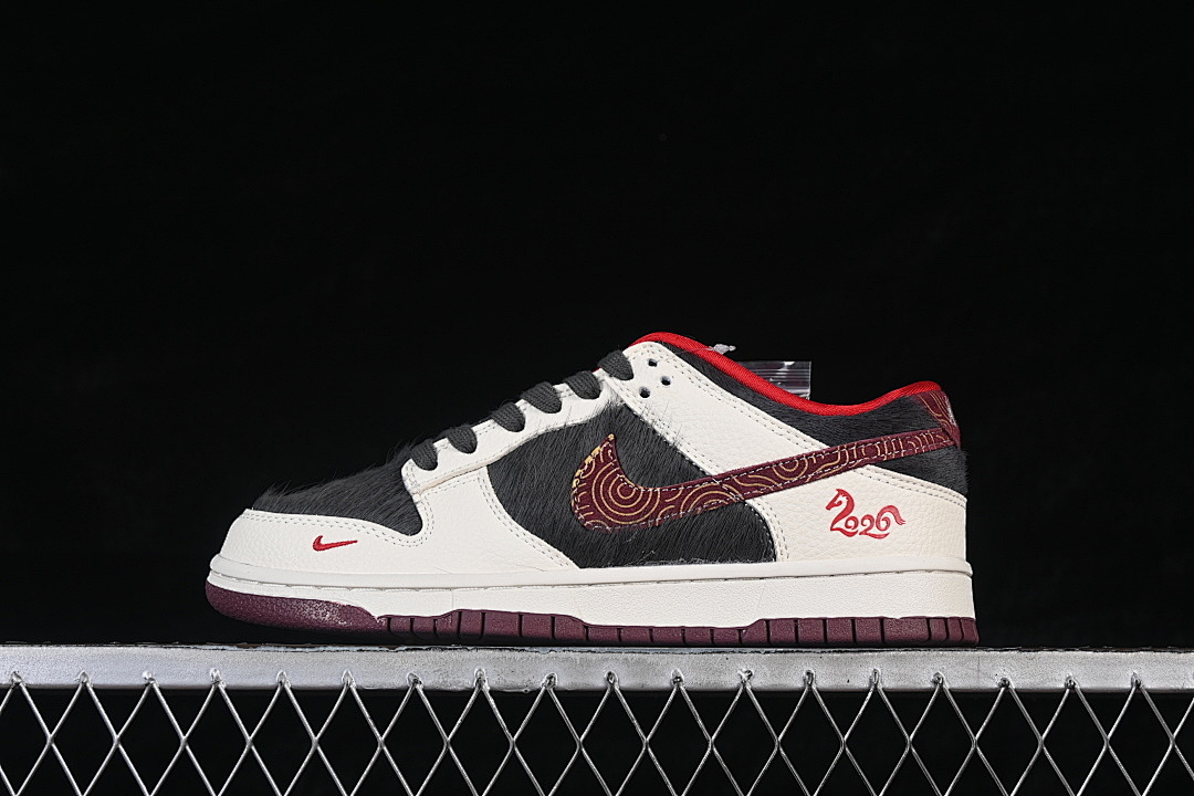 Nike SB DUNK LOW LOW-TOP CASUAL SNEAKERS WHITE/BLACK/RED · DS6608-021, photo 1