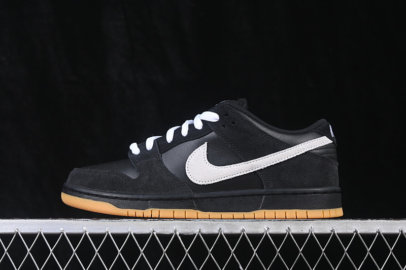 Nike DUNK LOW CASUAL SNEAKERS BLACK/INKINESS · HF3704-003, photo 1