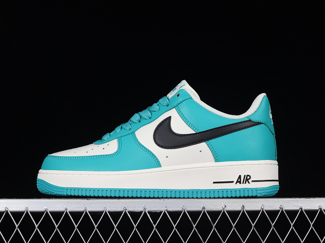 Nike [GH5696-302]-[AIR FORCE 1 LOW 07 SU19 WHITE/BLACK/GREEN]-[WOMAN:36-39]-[MAN:40-45], photo 1