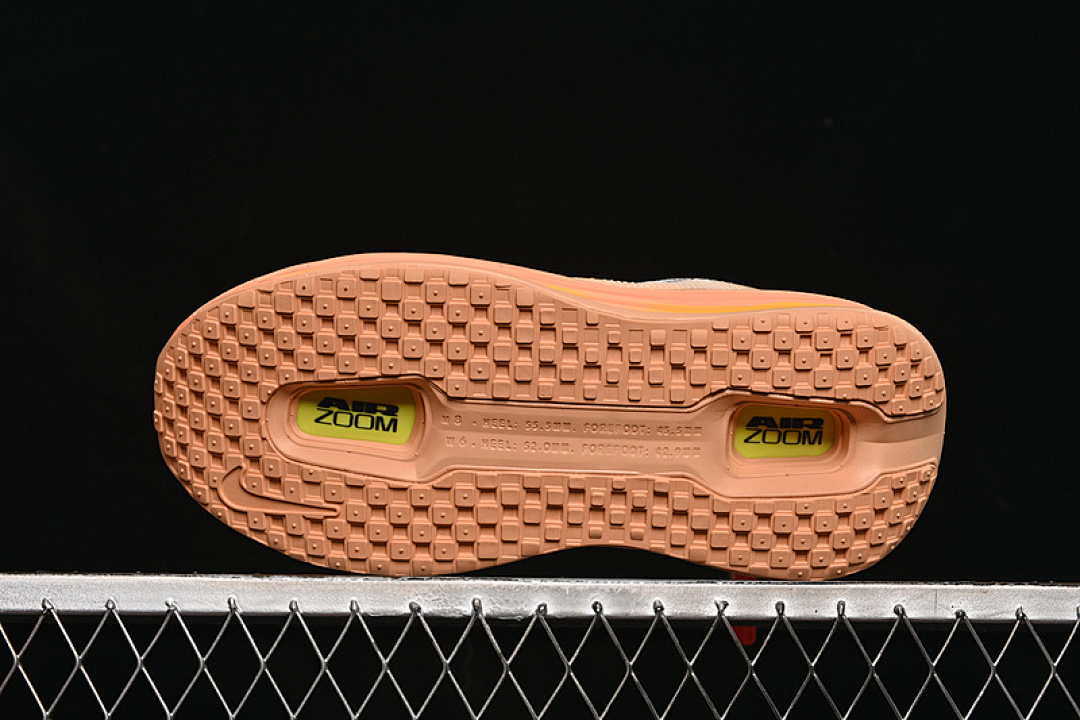 Nike [HQ2050-100]-[AIR ZOOM VOMERO PREMIUM ORANGE/BLACK/GREEN]-[WOMAN:36-39]-[MAN:40-45] - Image 15