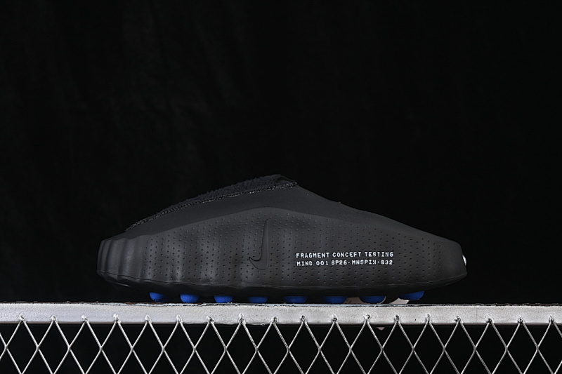 MIND 001 SLIDE BLACK/BLACK · IQ8502-001, photo 1