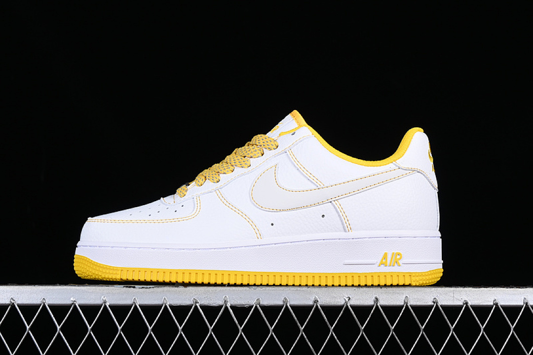 Nike [MM3603-026]-[AIR FORCE 1 07 LOW WHITE/YELLOW]-[WOMAN:36-39]-[MAN:40-45], photo 1
