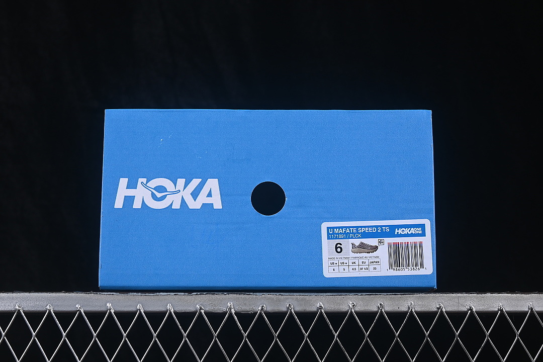 Hoka [1171891 PLCK]-[THICK SOLED LIGHTWEIGHT MOUNTAIN SHOES GREY/SILVER]-[WOMAN:36-39]-[MAN:40-45] - Image 11