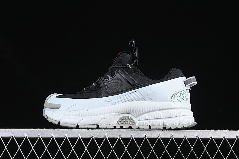 Nike [FV2295-001]-[ZOOM VOMERO ROAM BLACK/LIGHT SILVER/JADE HORIZON/BLACK]-[WOMAN:36-39]-[MAN:40-45]