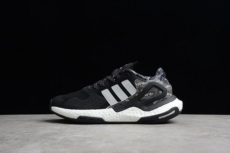 DAY JOGGER BOOST SHOES CORE BLACK/CLOUD WHITE · FW3023, photo 1