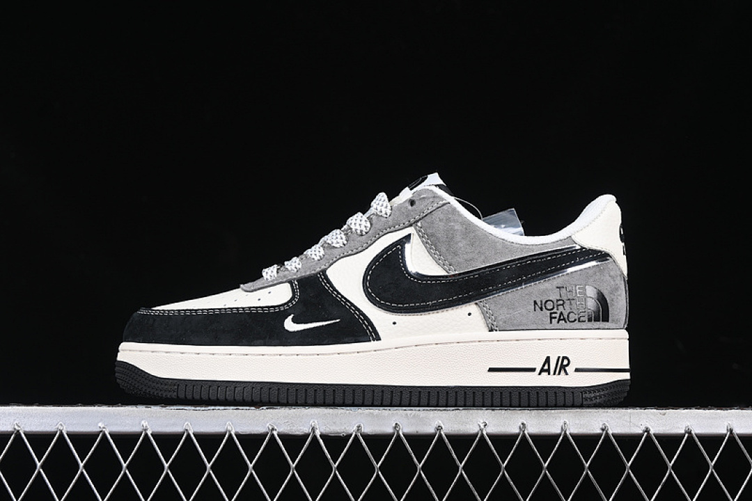 Nike Nike AIR FORCE 1 07 LOW WHITE/GREY/BLACK · XZ6188-976, photo 1