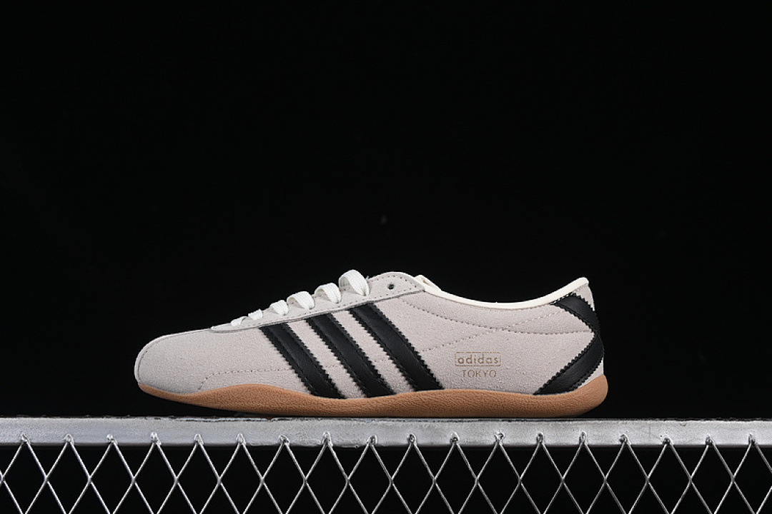 Adidas [JI0182]-[TOKYO W OFF WHITE/CORE BLACK/GOLD METALLIC]-[WOMAN:35-39]-[MAN:40-45], photo 1