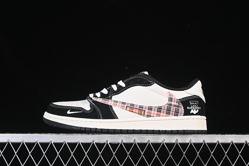 Jordan TRAVIS SCOTT X FRAGMENT DESIGN AIR Jordan 1 LOW OG SP WHITE/BLACK/BROWN · XS2025-048, photo 1