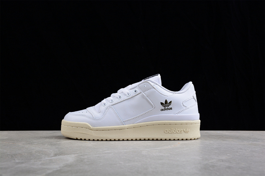 Unbranded [GW3180]-[FORUM 84 LOW ADV SHOES CLOUD WHITE/CLOUD WHITE/SHADOW OLIVE]-[UNSIEX:36-45], photo 1