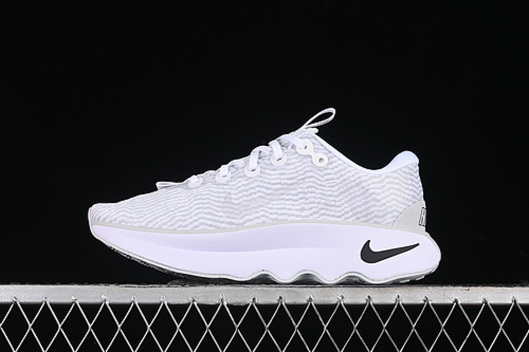 Unbranded [DV1237-102]-[MOTIVA WHITE/BLACK/PURE PLATINUM/WHITE]-[WOMAN:36-39]-[MAN:40-45], photo 1