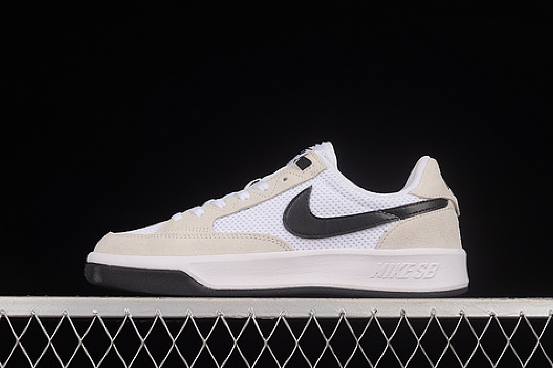 Unbranded [CJ0887-100]-[SB ADVERSARY WHITE/BLACK/WHITE]-[WOMAN:36-39]-[MAN:40-44], photo 1