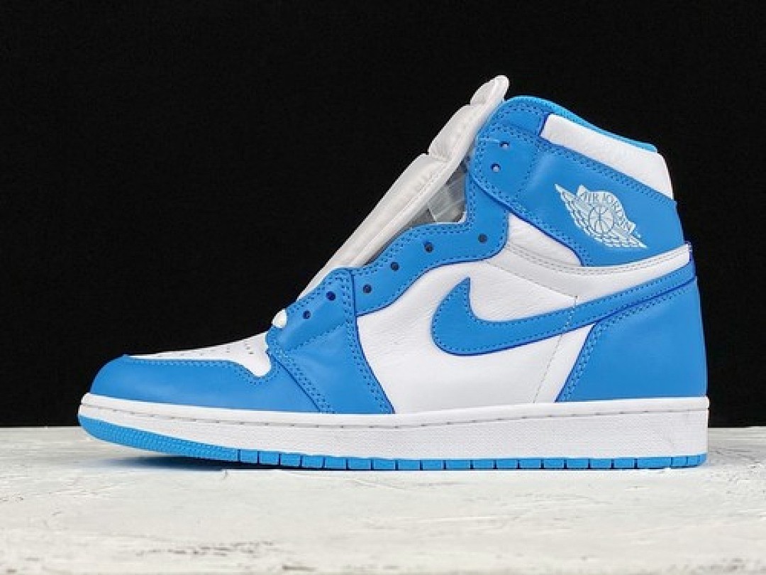 Jordan [555088-117]-[ST AIR JORDAN 1 RETRO HIGH OG UNC WHITE/DARK POWDER BLUE]-[MAN:40.5-46], photo 1