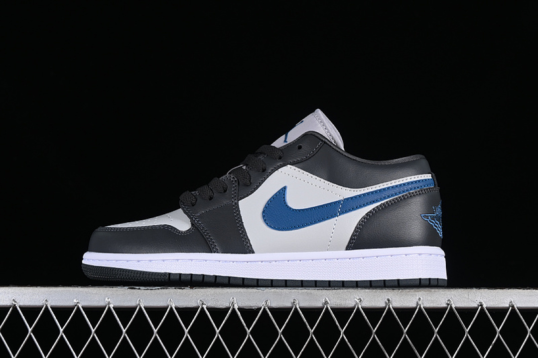 Jordan [DC0774-040]-[AIR JORDAN 1 LOW BLACK/UNIVERSITY BLUE-WHITE]-[WOMAN:36-39]-[MAN:40-46], photo 1