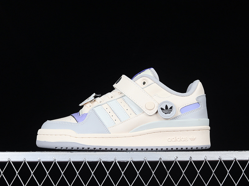 Purple FORUM 84 LOW SHOES CREAM WHITE/PURPLE/OFF WHITE · GW4426, photo 1