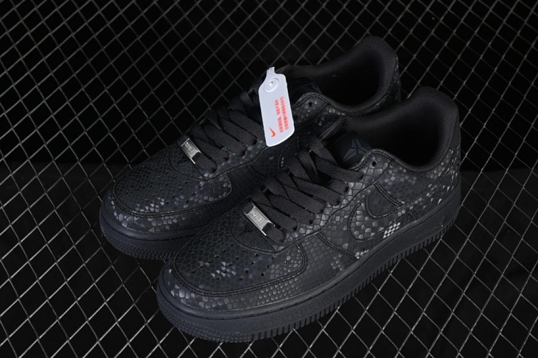 Nike [IB0018-004]-[AIR FORCE 1 07 LOW BLACK]-[WOMAN:36-39]-[MAN:40-45] - Image 9