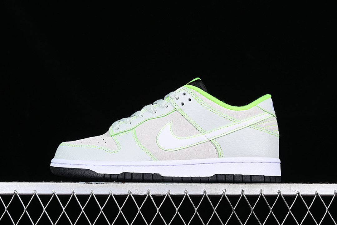 Unbranded [FQ7260-001]-[DUNK LOW UNIVERSITY OF OREGON PE LIGHT SILVER/WHITE/BLACK/ELECTRIC (GREEN]), photo 1