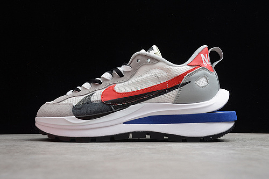 Sacai [CV1363-100]-[SACAI X VAPORWAFFLE SAIL/LIGHT BONE/GAME ROYAL/SPORT FUCHSIA]-[UNISEX:36-46], photo 1