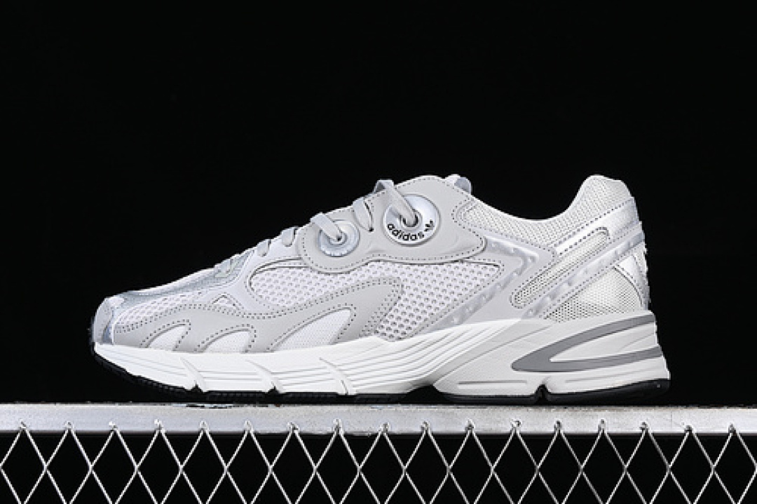 Unbranded [GZ3569]-[ASTIR WHITE/GREY/BLACK/SILVER]-[WOMAN:36-39]-[MAN:40-45], photo 1