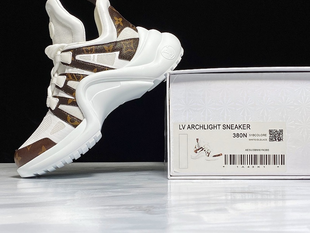 Arc'teryx [L*V SCI-FI SNEAKERS WHITE/BROWN]-[WOMAN:35-40] - Image 3