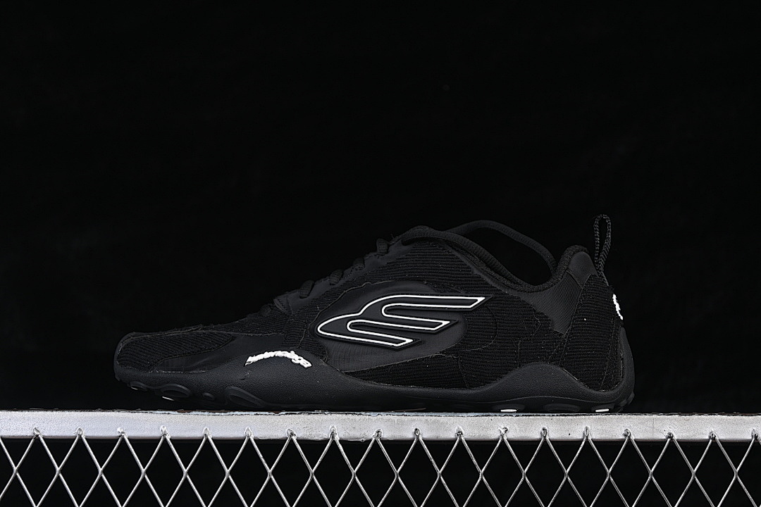 Balenciaga Balenciaga ULTRA SNEAKER CASUAL SHOES BLACK/WHITE · WMNDI1000, photo 1