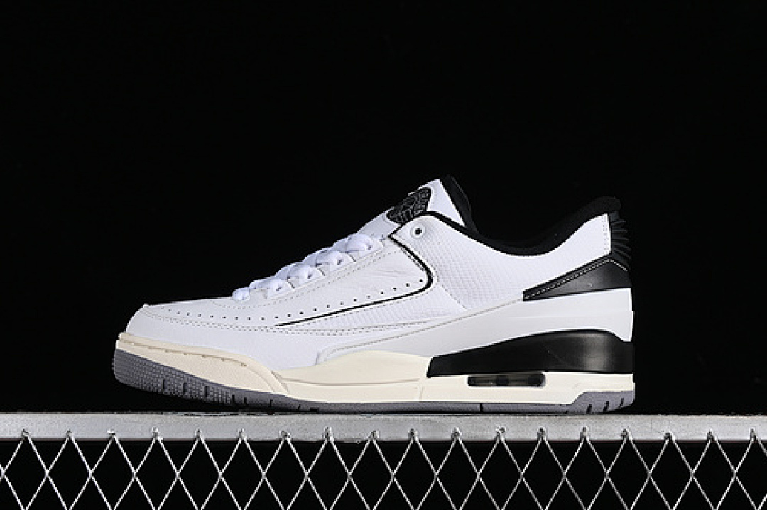 Jordan [FD0383-100]-[AIR JORDAN 2/3 RETRO WHITE/BLACK/SAIL/CEMENT GREY]-[MAN:40-47.5], photo 1