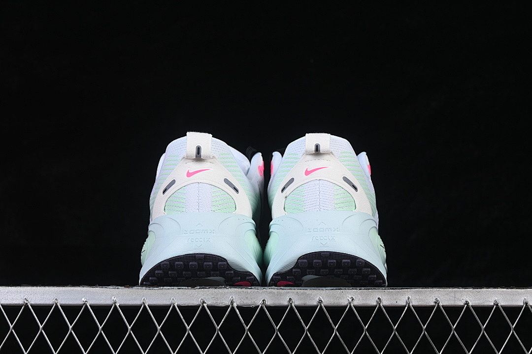 Nike [IM6676-104]-[VOMERO 18 WHITE/GLACIER BLUE/HYPER PINK/BLACK]-[WOMAN:36-39]-[MAN:40-46] - Image 14