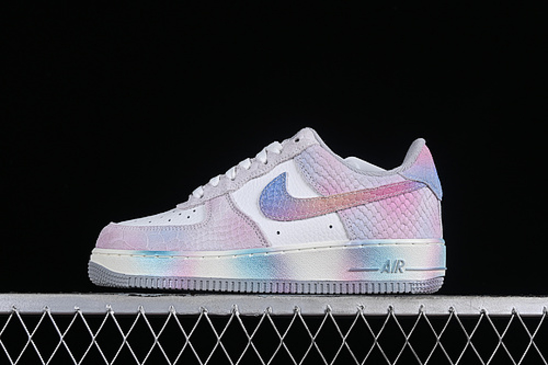 Nike [DX2678-100]-[AIR FORCE 1 07 LOW SUMMIT WHITE/SUMMIT WHITE/SAIL/WOLF GREY/WHITE]-[UNISEX:36-45], photo 1