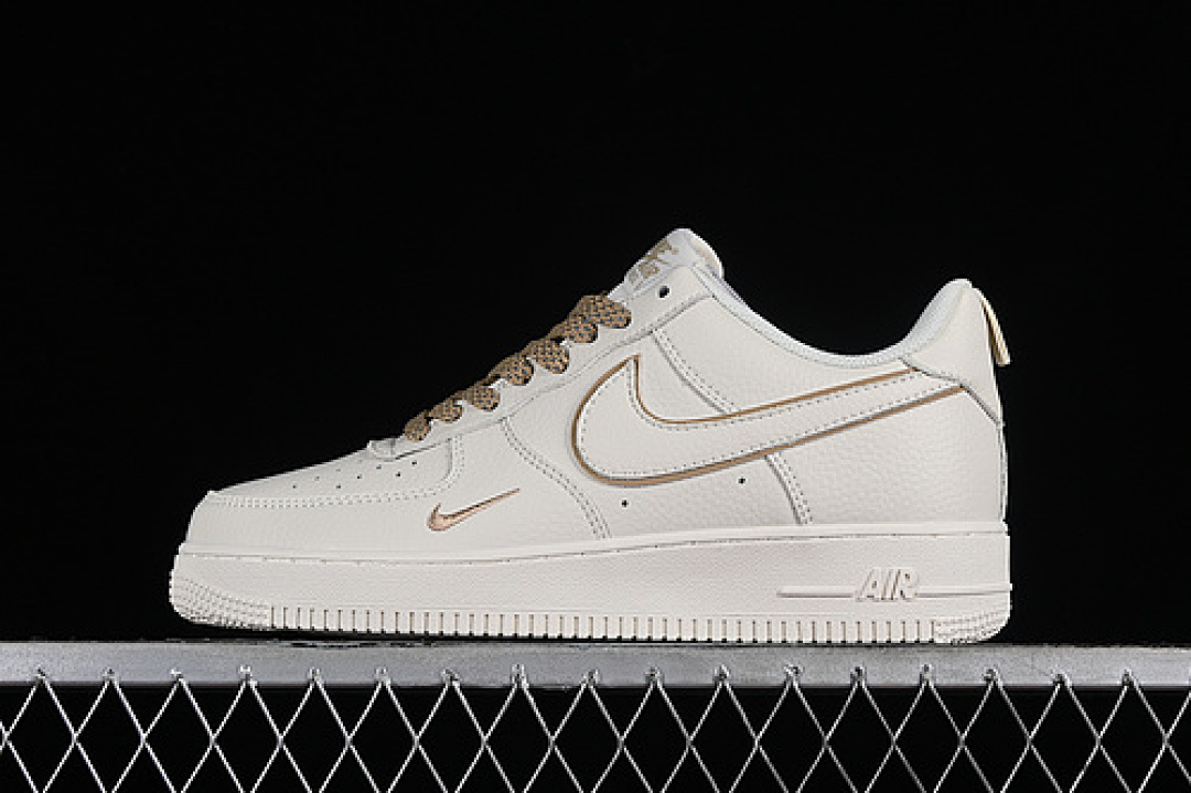 Nike [MJ0319-027]-[AIR FORCE 1 07 LOW WHITE/KHAKI]-[WOMAN:36-39]-[MAN:40-45], photo 1