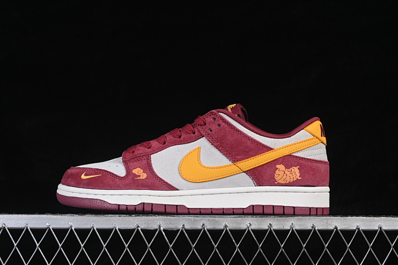 Nike SB DUNK LOW LOW-TOP CASUAL SKATE SHOES GREY/RED/GOLD · XZ5899-119, photo 1