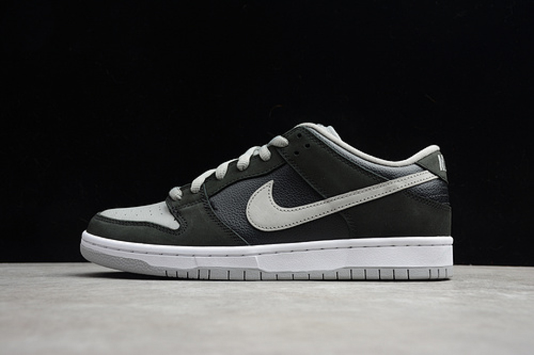Unbranded [BQ6817-007]-[SB DUNK LOW J-PACK SHADOW BLACK/BLACK-SHADOW GREY]-[MAN:40-46], photo 1