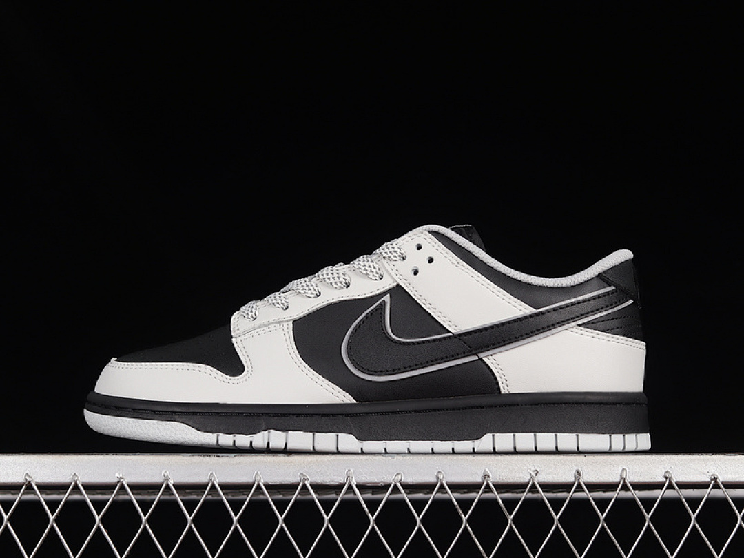 Nike SB DUNK LOW WHITE/BLACK · DD9606-363, photo 1