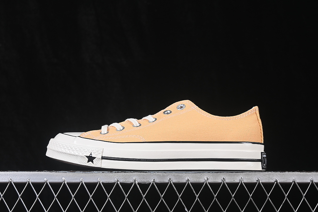 CHUCK 70S LOW TOP CANVAS SNEAKERS ORANGE/LIGHT ORANGE · A24236C, photo 1